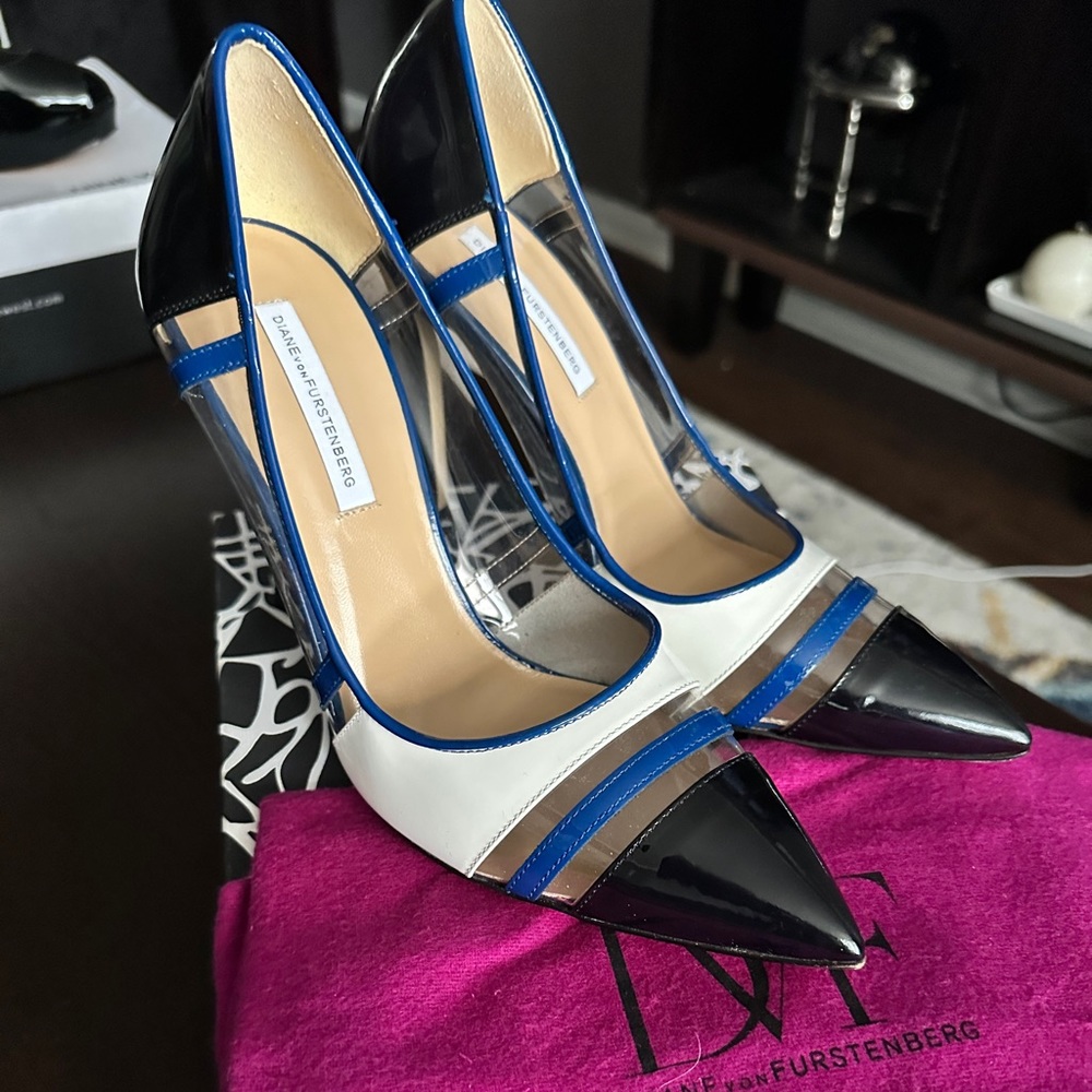 DVF blue, white and black pumps